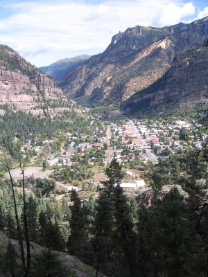 View back toward Ouray from the Sutten Mine Trail